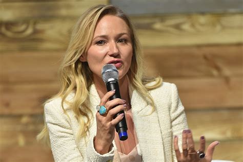 Jewel Claims Her Mother Embezzled More Than $100 Million From Her | DRGNews