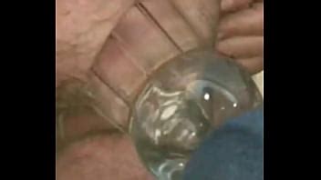 Enorme Botella De Mierda Con Primer Plano Abierto Xvideos