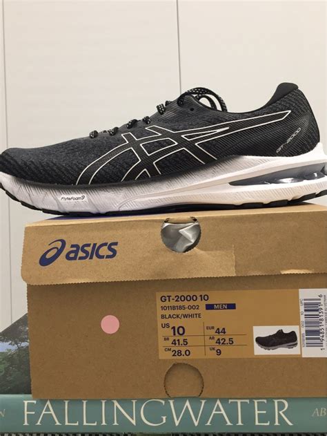 Asics GT2000, Men's Fashion, Footwear, Sneakers on Carousell