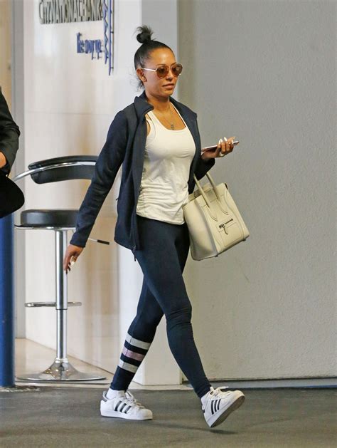 mel  heads   bank  filing  divorce  stephen