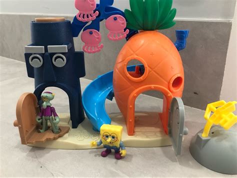 Bob Esponja Bikini Bottom Playset Brinquedo para Bebês Bob Esponja Imaginext Usado