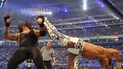 The 32 Best WWE Finishers of All Time, Ranked