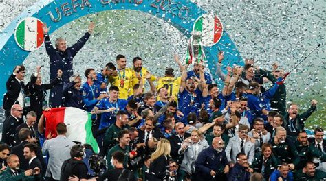 L Italia è campione d Europa TV Sorrisi e Canzoni