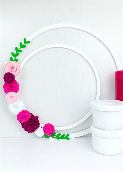 Felt Flower Wreath - Beacon Adhesives