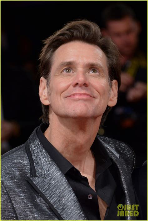 Jim Carrey's New Documentary Takes Us Inside 'Man on the Moon' Filming ...