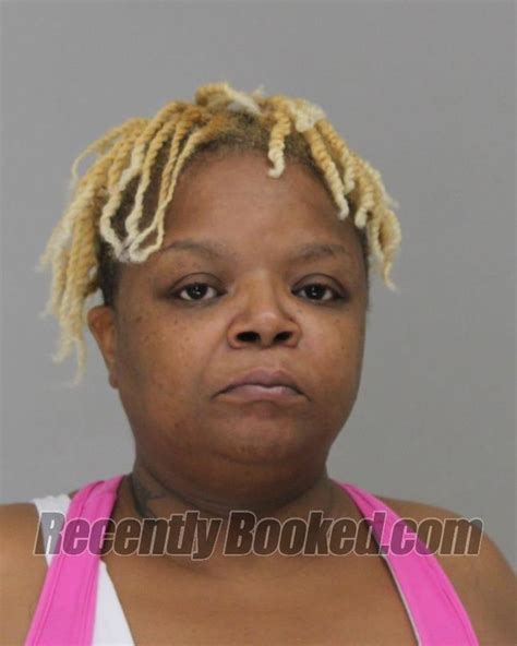 Recent Booking Mugshot For Tamika Mcknight In Dallas County Texas