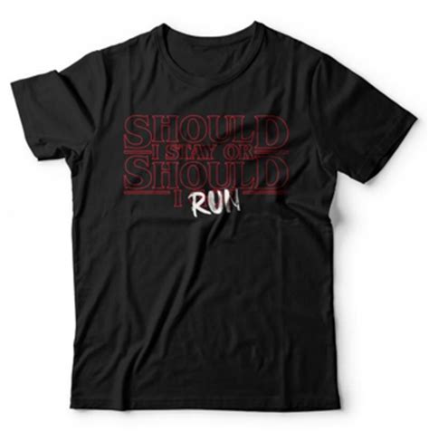 Camiseta Stranger Things Should I Run Universal Geek A Loja Dos Geeks