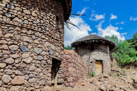 420+ Traditional Village Houses In Ethiopia Stock Photos, Pictures ...