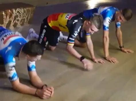 V Deo El Reto De La Plancha Con Remco Evenepoel Iberobike