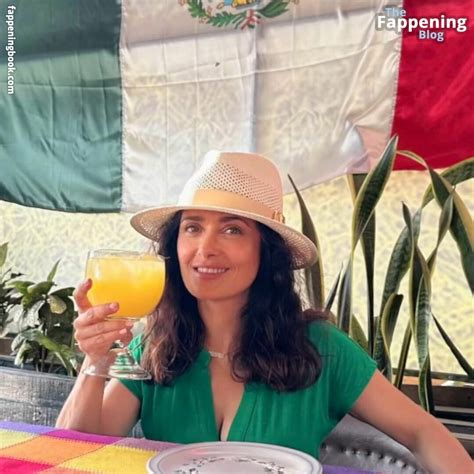 Salma Hayek Salmahayek Nude The Fappening Photo 7149007 FappeningBook