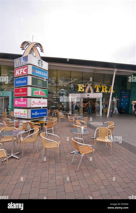 Motorway Service Stations Hi Res Stock Photography And Images Alamy