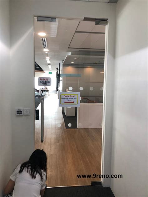 frameless glass door repair | 9 Reno Pte Ltd