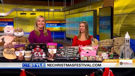 New England Christmas Festival Crafts Specialty Foods At Mohegan