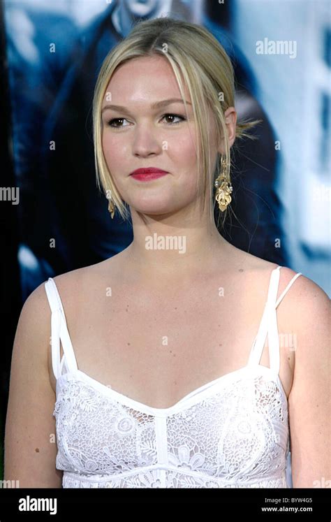 Julia Stiles 'The Bourne Ultimatum' World Premiere held at the Arclight ...