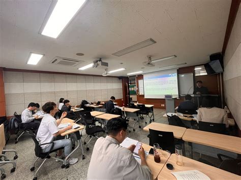 커뮤니티 포토갤러리 ㈔한국지방정부학회춘계학술대회3