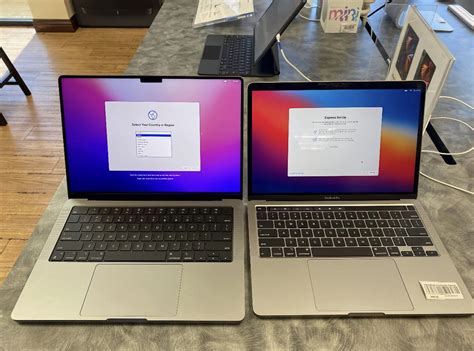 Podívejte se na první reálné fotky a unboxingy nových MacBooků Pro M1 ...