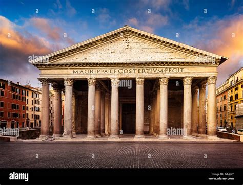 Famous Pantheon Monument In Rome Latium Italy Stock Photo Alamy