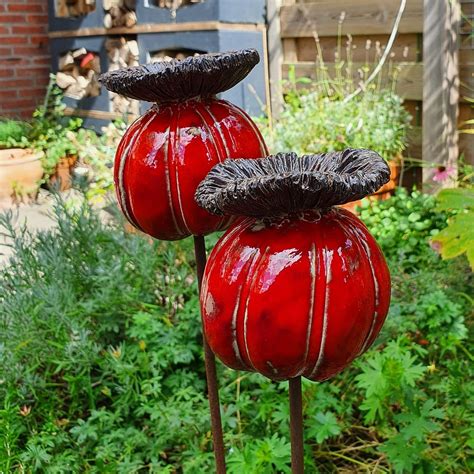 Pin By Gerrie Van Oostveen On Keramiek Tuin Garden Pottery Garden