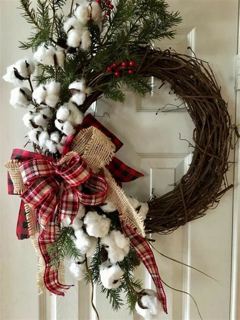 Pin By Violeta Hernandez On Moldes Christmas Wreaths Christmas Decor