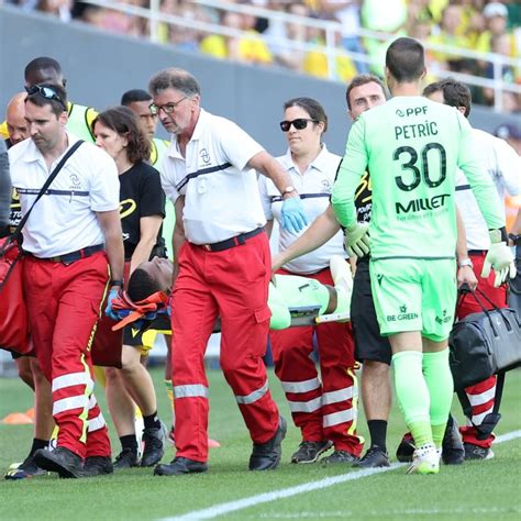 Foot Alban Lafont Nantes Une Blessure Et Des Questions