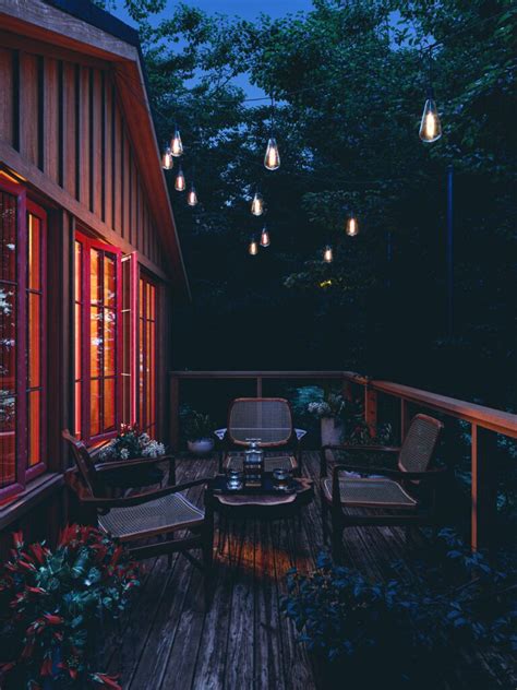 10 Simple Balcony Lighting Ideas - light.style