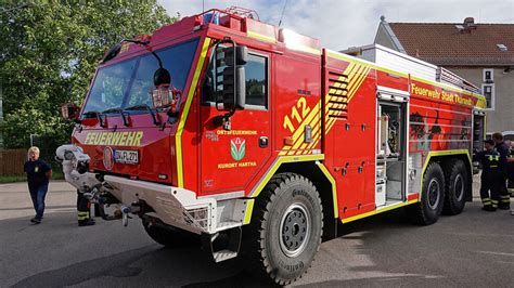 Tharandter Feuerwehr feiert neues Löschfahrzeug mit Knödeln und Gulasch