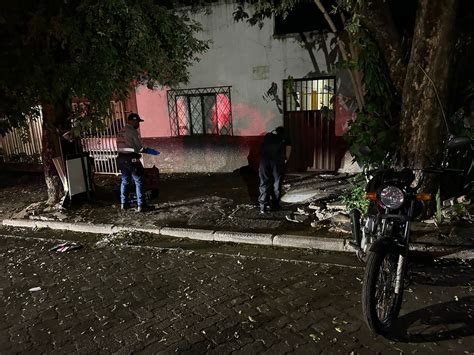 Jovem é morto a tiros na porta de casa em Governador Valadares Vales