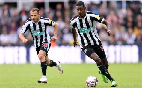 Newcastle Receive Boost With Return Of Record Signing Alexander Isak