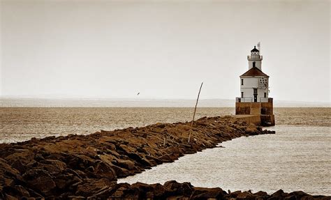 Lake Superior lighthouse sold to tech exec for $159K | Great Lakes Now