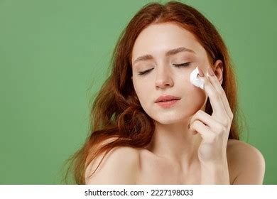 5 Thousand Beautiful Nude Redheads Royalty Free Images Stock Photos Pictures Shutterstock