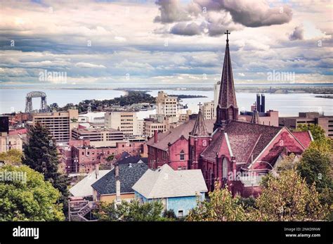 Overlooking downtown Duluth and the Duluth Harbor on Lake Superior ...