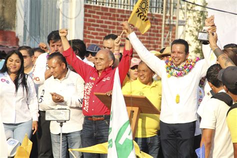 Emprende Carlos Granda Su Campa A A La Alcald A Y Llama A Oponerse A La