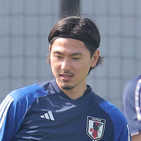 【アジア杯】南野拓実「ヘディングが強い選手と替わっても良かった」 終了間際の失点を反省 スポーツ報知