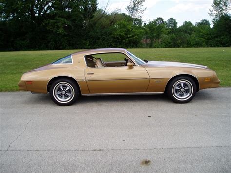 1000+ images about 1977 Pontiac Firebird Esprit on Pinterest