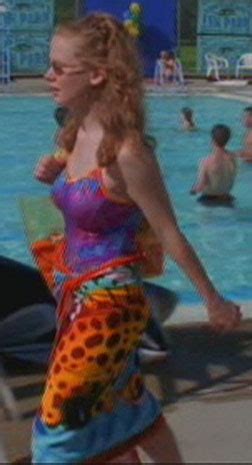 Hot Sexy Hillary Tuck Bikini Pics