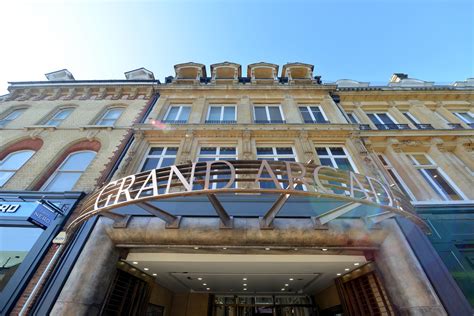 Centre Opening Hours - Grand Arcade