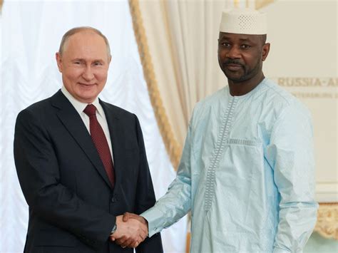 Malijet Poutine sentretient avec le Président malien au téléphone