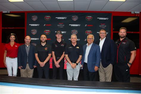 Whelen Mazda Mx Cup To Race At Martinsville Speedway Martinsville