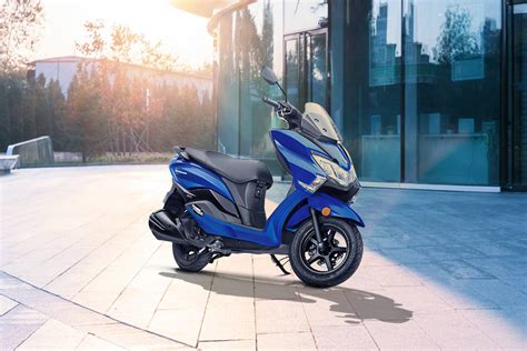 Suzuki Burgman Street Bluetooth Price Images Mileage Specs Features