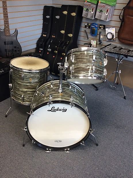 Ludwig 3 Piece 1966 Blue-Oyster Pearl | Reverb