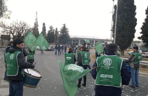 Levantan El Paro De Controladores Que Afectaba Al Aeropuerto De C Rdoba