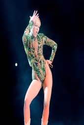 Miley Cyrus Performs At Bangerz Tour Barclays Center In Brooklyn Ny