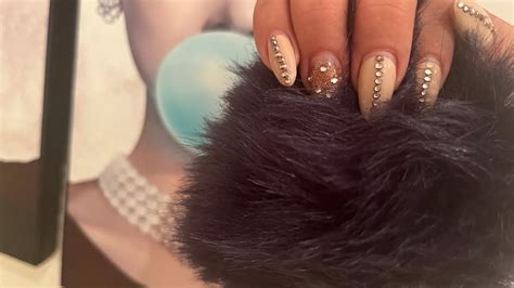 Uñas decoradas color Nude con pedrería YouTube