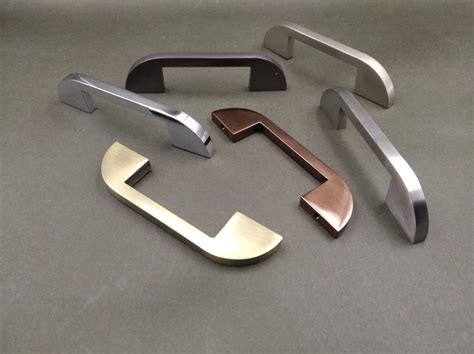 Knob Silver Ss Handle For Cabinet Fitting Finish Type Stainless