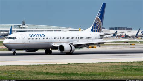 N United Airlines Boeing Er Wl Photo By Mingfei S Id