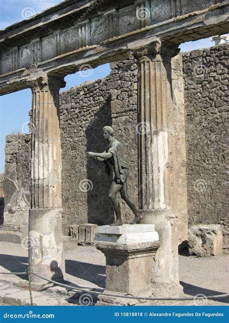 pompeii temple stock image cartoondealercom