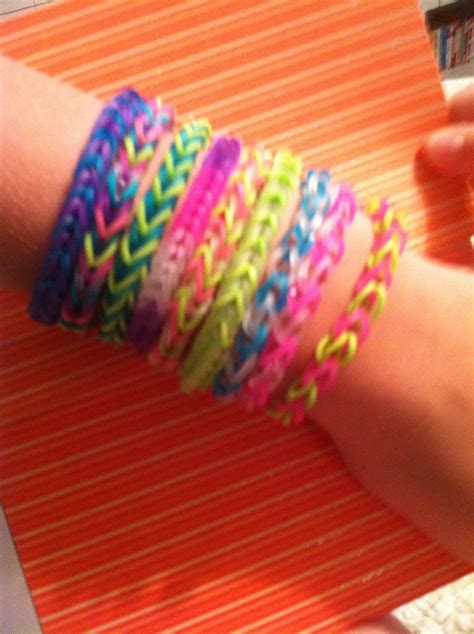 how to make rainbow bands bracelets