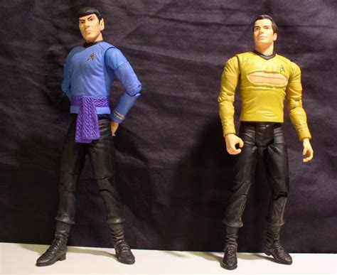 Star Trek: Amok Time Kirk and Spock - The Clearance Bin