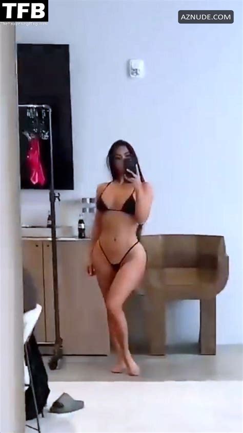 Kim Kardashian Sexy Seen Showing Off Her Hot Curves In A Micro Bikini In A Mirror Selfie On