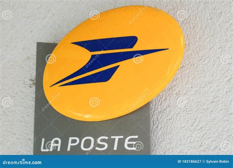 La Poste Logo Brand And Text On Arrow City Traffic Sign For Office Shop